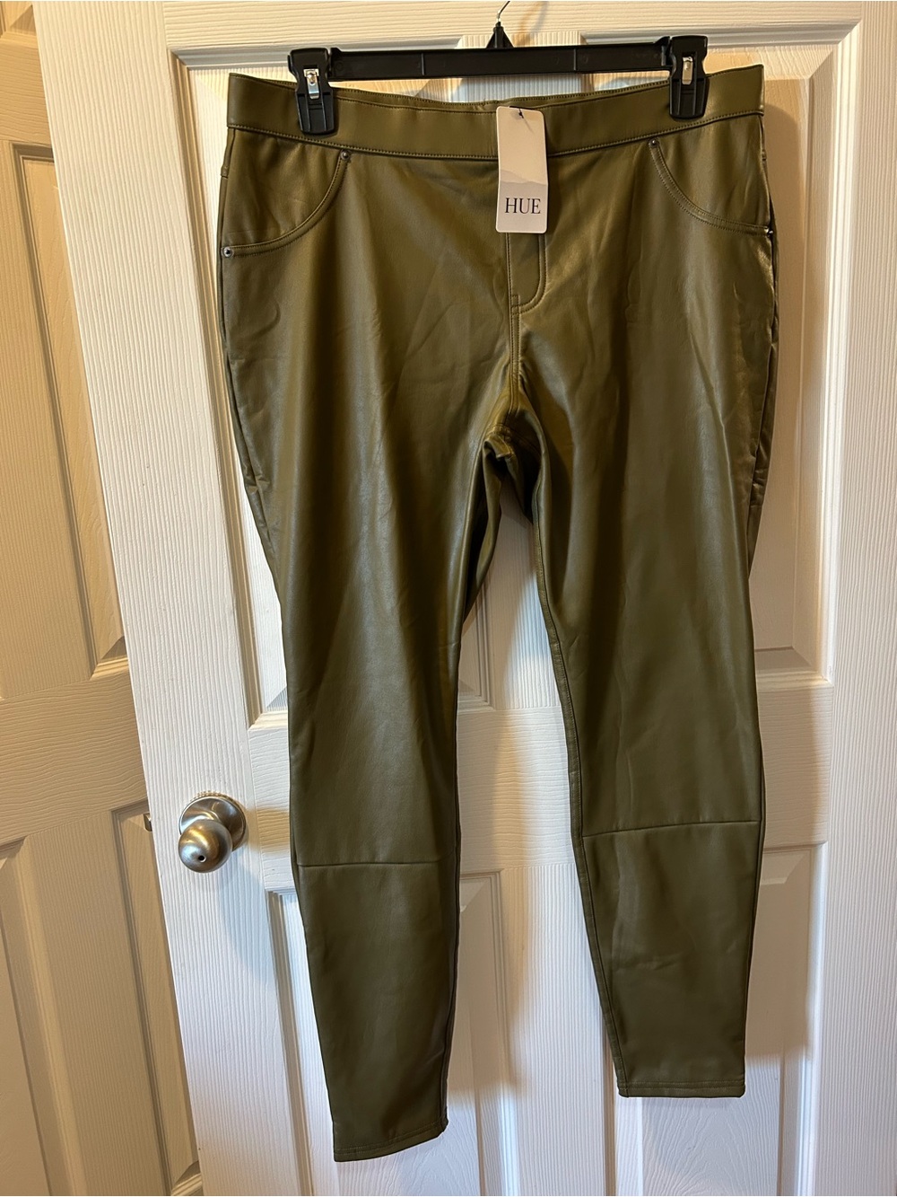 HUE XL Dark Olive Green Faux Leather Pants Leatherette Mid-Rise Leggings NWT